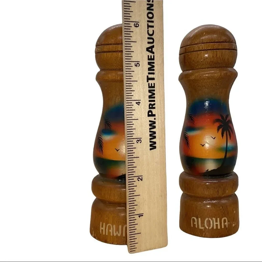 Vintage Aloha Hawaii Wood Kitsch Tall Salt and Pepper Shakers